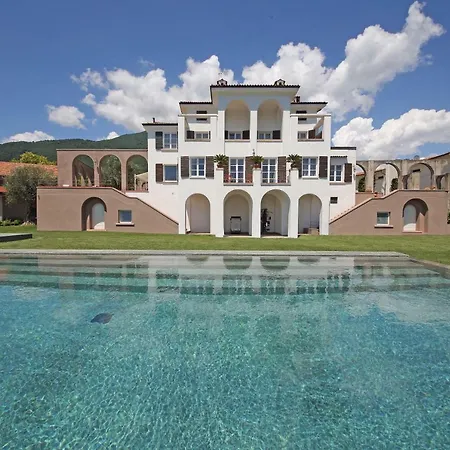 Garda Panoramic Manor *