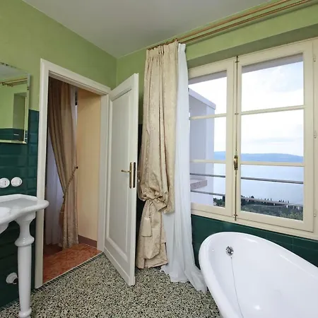 Garda Panoramic Manor Toscolano Maderno