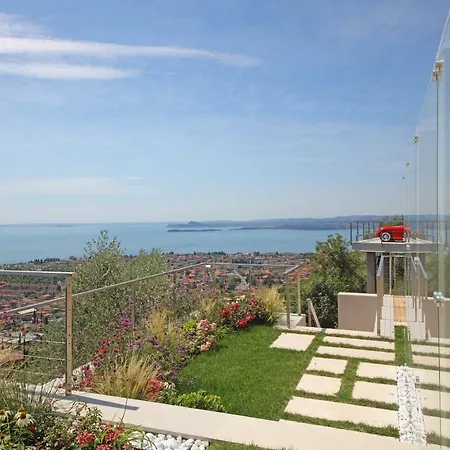 Garda Panoramic Manor Villa Toscolano Maderno